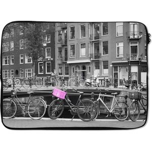 Laptophoes 14 inch - Amsterdamse grachten met roze fietskrat - Laptop sleeve - Binnenmaat 34x23,5 cm - Zwarte achterkant
