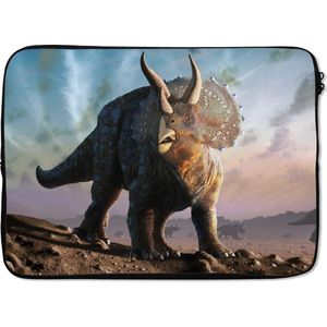 Laptophoes 14 inch - Dino - Geschiedenis - Triceratops - Kinderen - Jongens - Kids - Jongetje - Laptop sleeve - Binnenmaat 34x23,5 cm - Zwarte achterkant