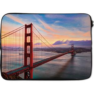 Laptophoes 13 inch - Kleurrijke zonsondergang boven de Golden Gate Bridge in San Francisco - Laptop sleeve - Binnenmaat 32x22,5 cm
