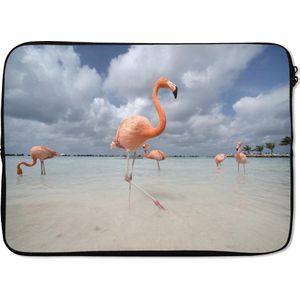 Laptophoes 14 inch - Flamingo's op Flamingostrand op Aruba - Laptop sleeve - Binnenmaat 34x23,5 cm - Zwarte achterkant