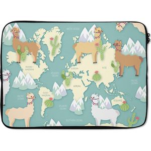 Laptophoes 14 inch 36x26 cm - Trendy wereldkaarten - Macbook & Laptop sleeve Alpaca's en bergen op een lichte wereldkaart - Laptop hoes met foto