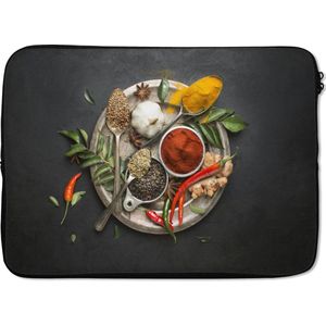 Laptophoes 14 inch 36x26 cm - Kruiden en Specerijen - Macbook & Laptop sleeve Kruiden op zilveren plaat - Laptop hoes met foto