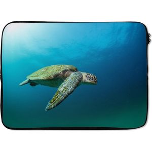 Laptophoes 14 inch - Een groene schildpad met zonnestralen langs zich - Laptop sleeve - Binnenmaat 34x23,5 cm - Zwarte achterkant