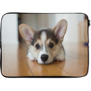 Laptophoes 13 inch - Corgi puppy op de vloer - Laptop sleeve - Binnenmaat 32x22,5 cm - Zwarte achterkant