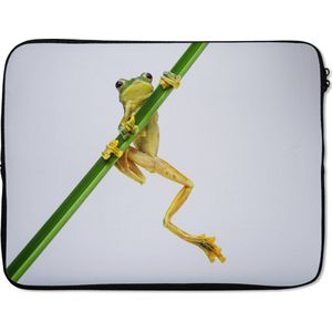Laptophoes 17 inch 41x32 cm - Kikker - Macbook & Laptop sleeve Groene kikker op bamboe - Laptop hoes met foto