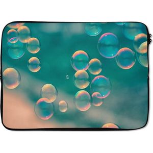Laptophoes 13 inch - Zeepbelletjes op een turquoise achtergrond - Laptop sleeve - Binnenmaat 32x22,5 cm - Zwarte achterkant