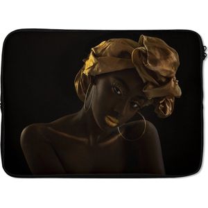 Laptophoes 14 inch 36x26 cm - Black & Gold - Macbook & Laptop sleeve Vrouw met een gouden hoofddoek - Laptop hoes met foto