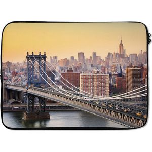 Laptophoes 13 inch 34x24 cm - New York Luxurydeco - Macbook & Laptop sleeve Manhattan Bridge in New York - Laptop hoes met foto