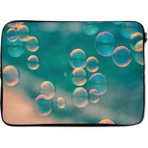 Laptophoes 14 inch - Zeepbelletjes op een turquoise achtergrond - Laptop sleeve - Binnenmaat 34x23,5 cm - Zwarte achterkant