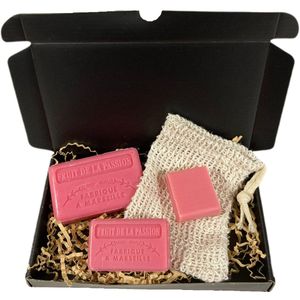 4x Savon de marseille rose scrub 125 gram - Savon de marseille zeep - blokzeep - franse zeep - scrub zeep -