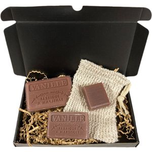 4x Lavendel scrub 125 gram savon de marseille zepen - franse zepen - biolgische zepen - blokken zeep - lavande