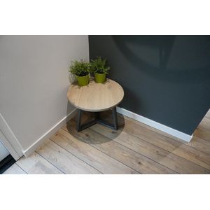 M2-Meubels ronde eikenhouten salontafel met blad van 60cm kleur grijs en industrieel onderstel