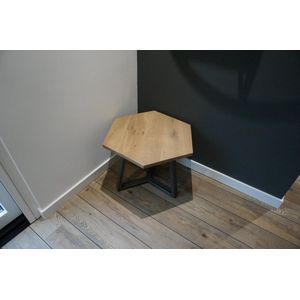 M2-Meubels - Hexagon salontafel kleur licht gerookt 60cm met industrieel onderstel