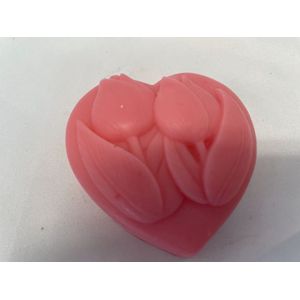 Zeep hart met tulpen kleur roze geur roos