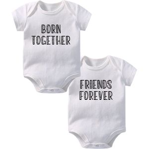 Hospitrix Baby Rompertje Tweeling met Tekst ""Together Forever"" | 3-6 maanden | maat 62/68 | Korte Mouw |Tweeling Cadeau| Kraamkado | Cadeau voor Zwangerschap | Bekendmaking | Aankondiging | Aanstaande Moeder | Moederdag