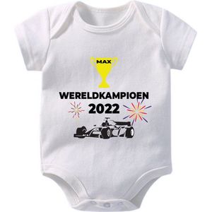 Hospitrix Baby Rompertje met Tekst ""MAX Wereldkampioen 2022"" R7 - Maat S - 0-3 maanden - 50/56 - Korte Mouw - Cadeau - Zwangerschap - Aankondiging - Romper