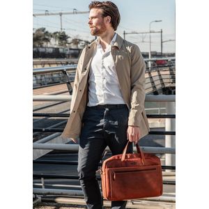 DSTRCT Leren Laptoptas 17 inch Premium Collection Cognac Incl. Onderhoudspakket