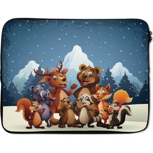 Laptophoes 15.6 inch - Illustratie - Sneeuw - Wilde dieren - Meiden - Jongens - Baby - Laptop sleeve - Binnenmaat 39,5x29,5 cm - Zwarte achterkant
