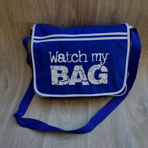 Stoere blauwe retro schoudertas met ""Watch my bag