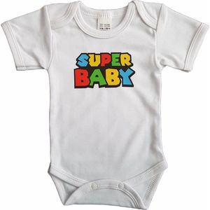 Witte romper met ""Super baby"" - 3 maanden - babyshower, zwanger, cadeautje, kraamcadeau, grappig, geschenk, baby, tekst, bodieke, gamen