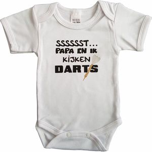 Witte romper met ""Sssssst... Papa en ik kijken darts"" - maat 80 - vaderdag, cadeautje, bodieke, kraamcadeau, grappig, geschenk, baby, tekst, darten