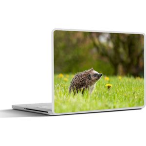 Laptop sticker - 11.6 inch - Egel in gras - 30x21cm - Laptopstickers - Laptop skin - Cover