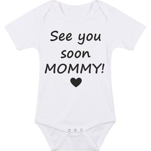 Baby rompertje met leuke tekst | See you soon mommy! |zwangerschap aankondiging | cadeau papa mama opa oma oom tante | kraamcadeau | maat 80 wit