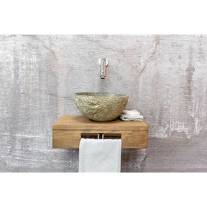 Saniclear Seba fonteinset met bruin eiken plank, rivierstenen waskom en chromen kraan voor in het toilet