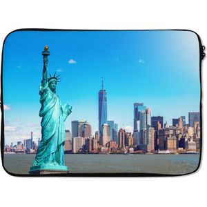 Laptophoes 14 inch - New York - Vrijheidsbeeld - Manhattan - Laptop sleeve - Binnenmaat 34x23,5 cm - Zwarte achterkant