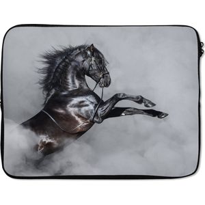 Laptophoes 17 inch - Paard - Rook - Zwart - Laptop sleeve - Binnenmaat 42,5x30 cm - Zwarte achterkant