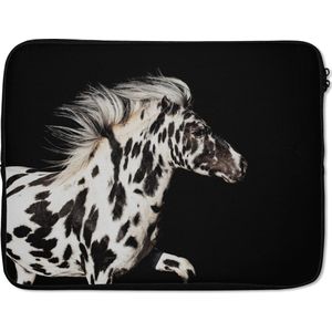 Laptophoes 17 inch - Paard - Stippen - Zwart - Laptop sleeve - Binnenmaat 42,5x30 cm - Zwarte achterkant