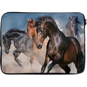 Laptophoes 13 inch - Paarden - Stof - Woestijn - Laptop sleeve - Binnenmaat 32x22,5 cm - Zwarte achterkant