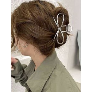 Nerissa- Luxe Haarklem Strikvorm- Haarclip/Haarspeld - Haaraccessoires Bruiloft - Zilver