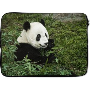 Laptophoes 13 inch - Panda - Bamboe - Plant - Laptop sleeve - Binnenmaat 32x22,5 cm - Zwarte achterkant