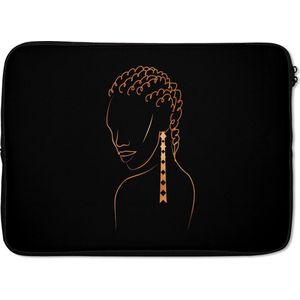 Laptophoes 14 inch - Vrouw - Oorbellen - Line art - Goud - Laptop sleeve - Binnenmaat 34x23,5 cm - Zwarte achterkant