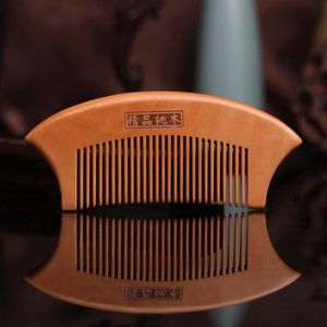 Perzik houten Baard kam | Klassieke Chinese style perfect in gebruik met baard olie. Niet statisch.