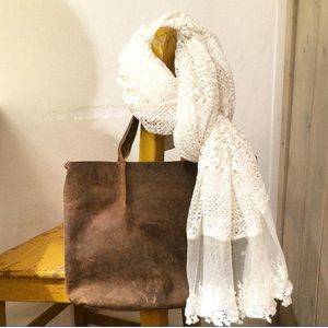 Emilie Scarves Omslagdoek  Ibiza sjaal - Wit kant - Pareo