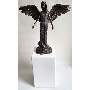 Bronzen Vredesengel op Witte Assokkel (3.5 liter)