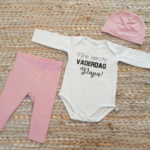 Set met baby romper tekst voor meisje cadeau roze fijne vaderdag eerste papa 50-56