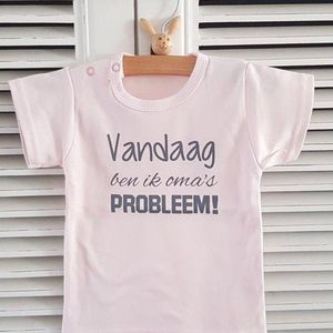 Baby Rompertje met tekst vandaag ben ik oma's probleem | lange mouw roze | 50-56 | oma  bekendmaking zwangerschap aanstaande baby meisje