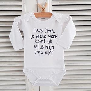 Baby Rompertje met tekst bekendmaking zwangerschap aankondiging - announcement lieve oma je grote wens komt uit wil jij mijn oma zijn ? | lange mouw | wit zwart | maat 50-56|  Cadeau voor de liefste aanstaande oma