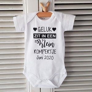 Baby Rompertje met tekst zwangerschap aankondiging bekendmaken 2026 2025 geluk zit in een klein rompertje met maand en jaar | korte mouw | wit zwart | maat 50-56 | bekendmaking zwangerschap aanstaande baby jongen meisje unisex