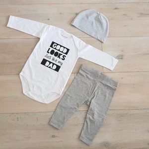 Rompertje Baby met tekst pakje cadeau geboorte meisje jongen set aanstaande zwanger kledingset pasgeboren unisex Bodysuit | Huispakje | Kraamkado | Gift Set babyset kraamcadeau babygeschenk zwangerschap aankondiging cadeau papa mama opa oma oom tante