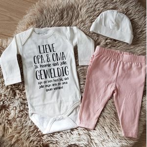 MM Baby pakje cadeau geboorte meisje jongen set met tekst aanstaande zwanger kledingset pasgeboren unisex Bodysuit | Huispakje | Kraamkado | Gift Set babyset kraamcadeau  babygeschenk babygeschenkset kraampakket