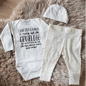 MM Baby pakje cadeau geboorte meisje jongen set met tekst aanstaande zwanger kledingset pasgeboren unisex Bodysuit | Huispakje | Kraamkado | Gift Set babyset kraamcadeau  babygeschenk babygeschenkset kraampakket