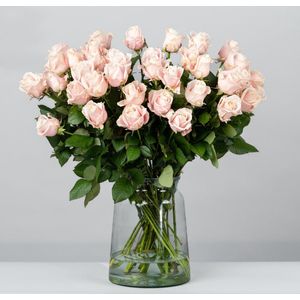 FLYN Flowers - Bloemenboeket Saar - 40 roze rozen