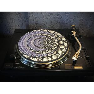 TIME TRAVELER 3 Felt Zoetrope Turntable Slipmat 12"" - Premium slip mat – Platenspeler - for Vinyl LP Record Player - DJing - Audiophile - Original art Design - Psychedelic Art