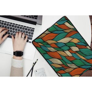 Laptophoes 15.6 inch - Line art - Herfst - Bohemian - Patronen - Laptop sleeve - Binnenmaat 39,5x29,5 cm - Zwarte achterkant