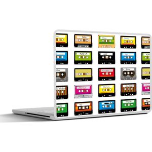 Laptop sticker - 14 inch - Patronen - Cassettebandjes - Muziek - 32x5x23x5cm - Laptopstickers - Laptop skin - Cover
