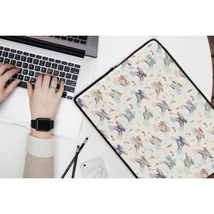 Laptophoes 17 inch - Unicorn - Regenboog - Patronen - Laptop sleeve - Binnenmaat 42,5x30 cm - Zwarte achterkant